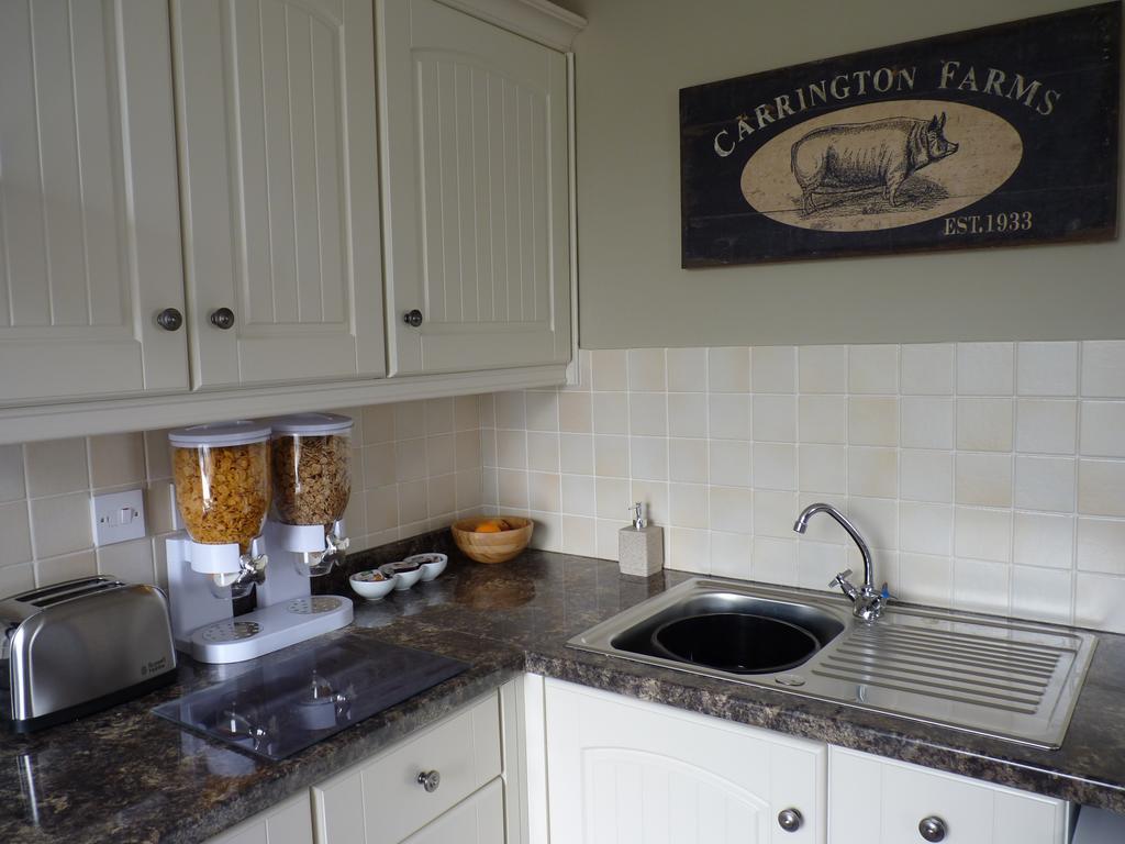 Apartamento Town View Alston Habitación foto